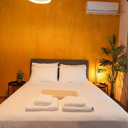 אלכסנדרופולי Dessert Oasis Suite By Heaven'S Hall Luxury Suites מראה חיצוני תמונה